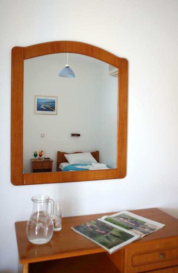 Theocharis Bros - Studios Apartments Áyios Nikítas Extérieur photo