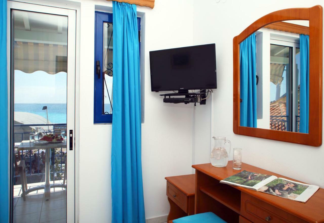 Theocharis Bros - Studios Apartments Áyios Nikítas Extérieur photo