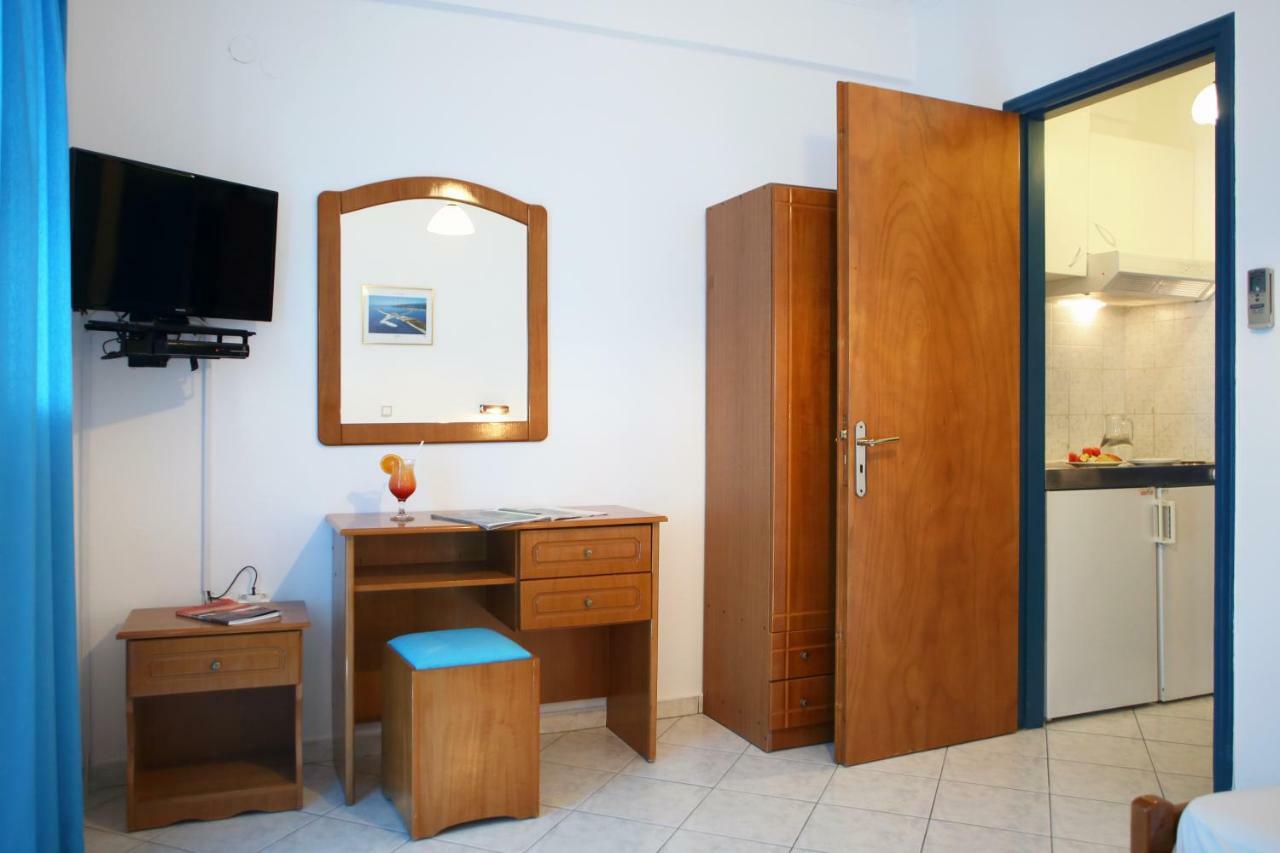Theocharis Bros - Studios Apartments Áyios Nikítas Extérieur photo