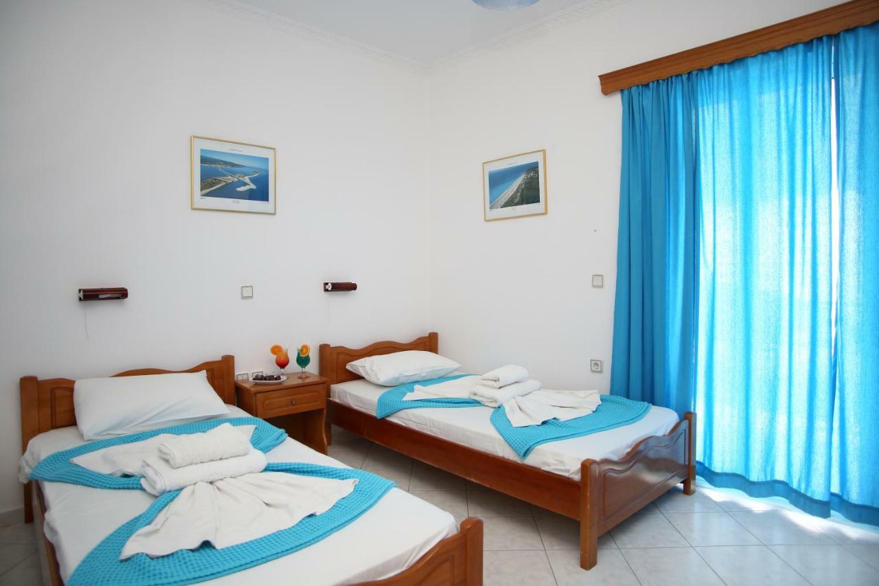 Theocharis Bros - Studios Apartments Áyios Nikítas Extérieur photo