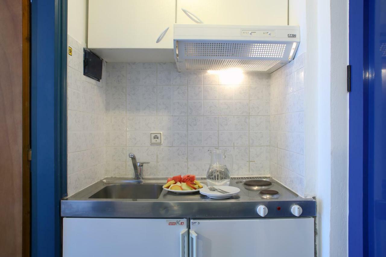 Theocharis Bros - Studios Apartments Áyios Nikítas Extérieur photo