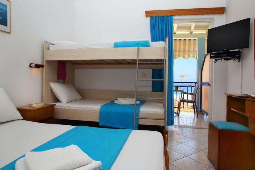 Theocharis Bros - Studios Apartments Áyios Nikítas Extérieur photo
